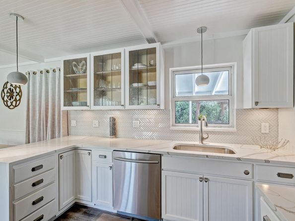 385 Hunter Street, West Palm Beach FL 33405