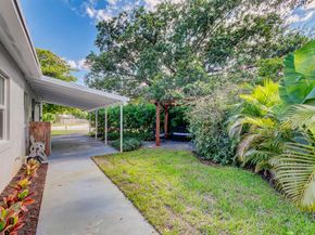 385 Hunter Street, West Palm Beach FL 33405