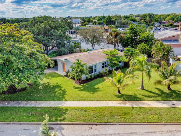 385 Hunter Street, West Palm Beach FL 33405