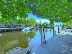 188 SE 4th Ter, Pompano Beach FL 33060