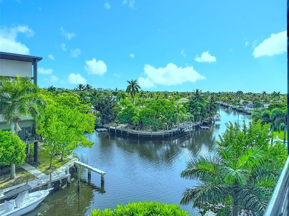 188 SE 4th Ter, Pompano Beach FL 33060