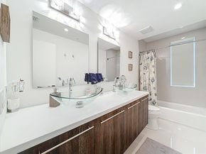 188 SE 4th Ter, Pompano Beach FL 33060