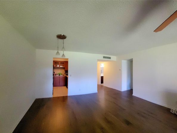 6260 S Falls Circle Dr 206, Lauderhill FL 33319