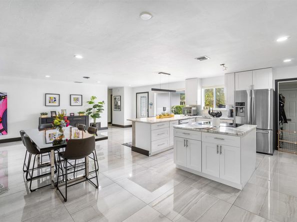 2117 NE 29th St, Fort Lauderdale FL 33306