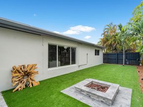 2117 NE 29th St, Fort Lauderdale FL 33306