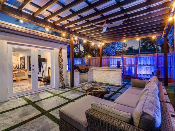 2117 NE 29th St, Fort Lauderdale FL 33306