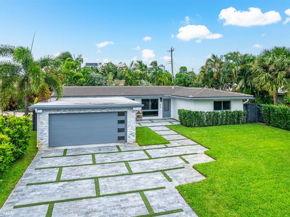 2117 NE 29th St, Fort Lauderdale FL 33306