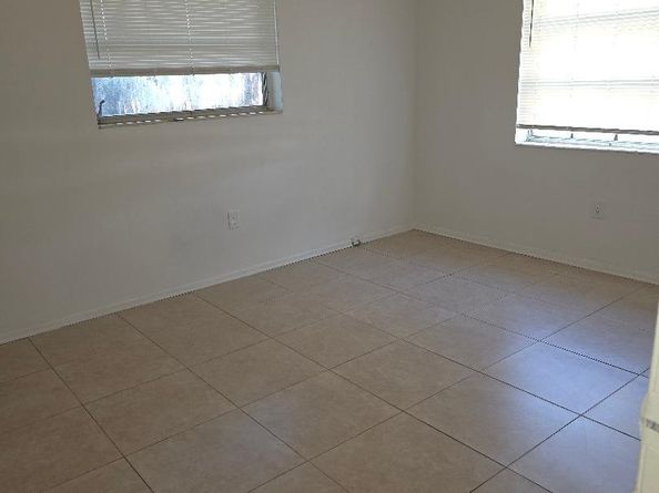 9370 NW 25th Ct, Sunrise FL 33322