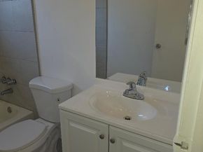 9370 NW 25th Ct, Sunrise FL 33322