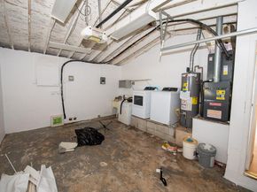 9370 NW 25th Ct, Sunrise FL 33322