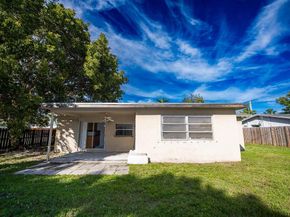 9370 NW 25th Ct, Sunrise FL 33322