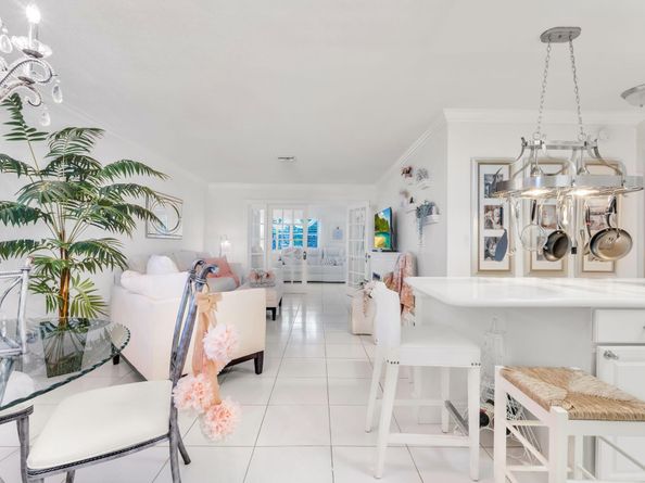 2131 NE 42nd Court 211e, Lighthouse Point FL 33064