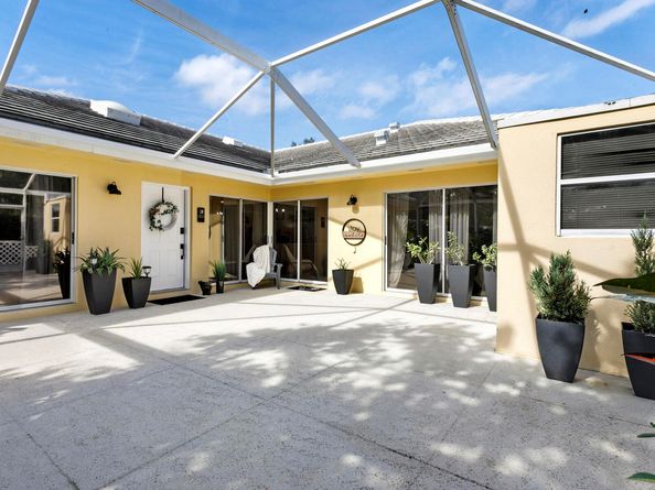 4503 Lakemont Court Court, Palm Beach Gardens FL 33403