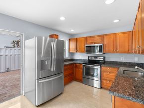 9918 NW 2nd Ct, Plantation FL 33324