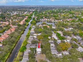 9918 NW 2nd Ct, Plantation FL 33324