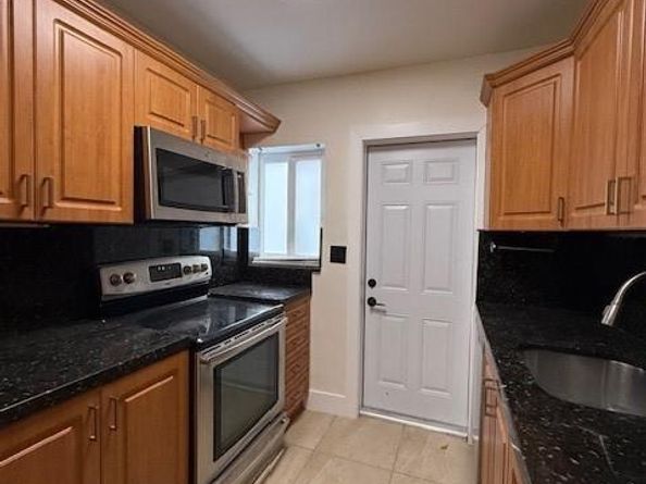 1621-1623 NE 16th Ter, Fort Lauderdale FL 33305