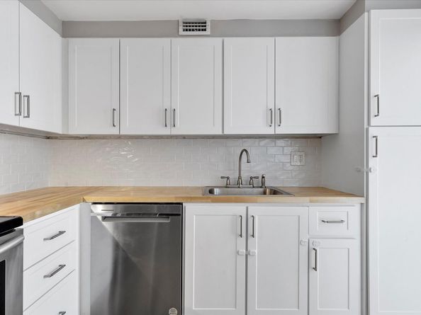 6500 Cypress Rd 211, Plantation FL 33317