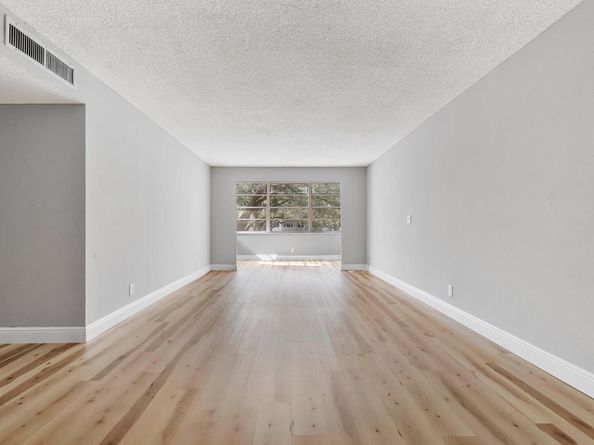 6500 Cypress Rd 211, Plantation FL 33317