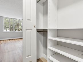 6500 Cypress Rd 211, Plantation FL 33317