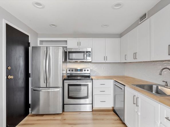 6500 Cypress Rd 211, Plantation FL 33317