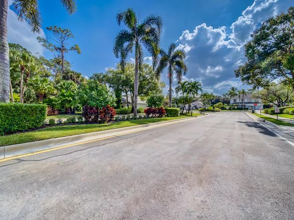 Undisclosed Address #RX-11142772, Wellington FL 33414
