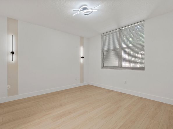 2401 NE 65th Street 205, Fort Lauderdale FL 33308