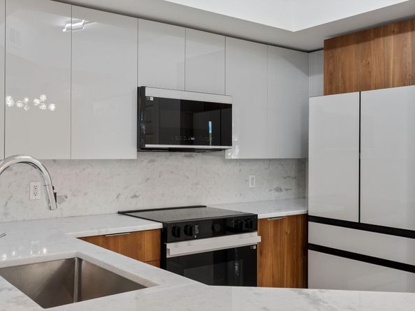 2401 NE 65th Street 205, Fort Lauderdale FL 33308