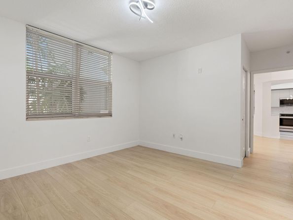 2401 NE 65th Street 205, Fort Lauderdale FL 33308