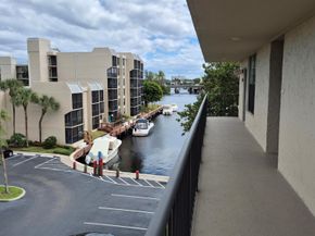 9 Royal Palm Way 4020, Boca Raton FL 33432