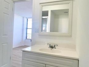 9 Royal Palm Way 4020, Boca Raton FL 33432