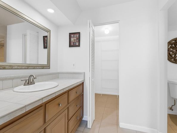 9 Royal Palm Way 4020, Boca Raton FL 33432