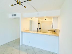 9 Royal Palm Way 4020, Boca Raton FL 33432