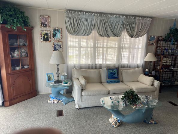 8621 SW 18th Ct, Davie FL 33324