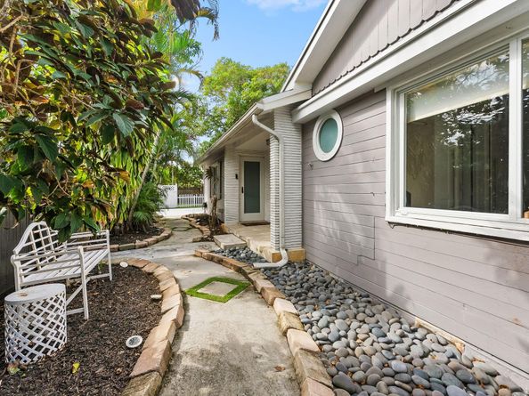 1401 NE 5th Ter, Fort Lauderdale FL 33304