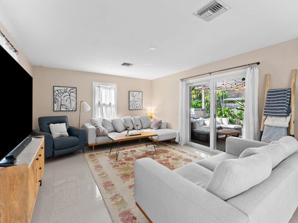 1401 NE 5th Ter, Fort Lauderdale FL 33304