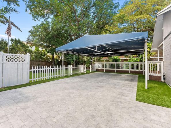 1401 NE 5th Ter, Fort Lauderdale FL 33304