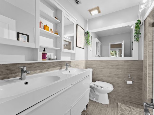 1401 NE 5th Ter, Fort Lauderdale FL 33304