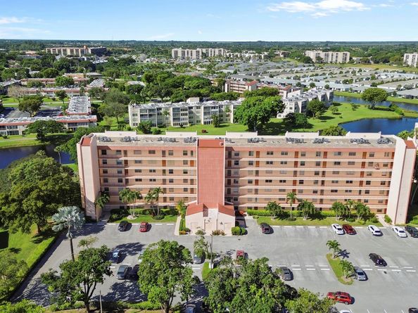 14671 Bonaire Boulevard 404, Delray Beach FL 33446