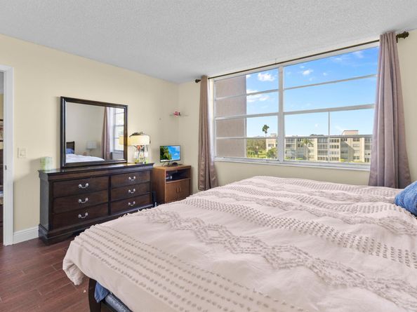 14671 Bonaire Boulevard 404, Delray Beach FL 33446