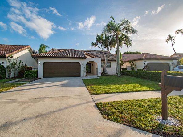 7706 Solimar Circle, Boca Raton FL 33433