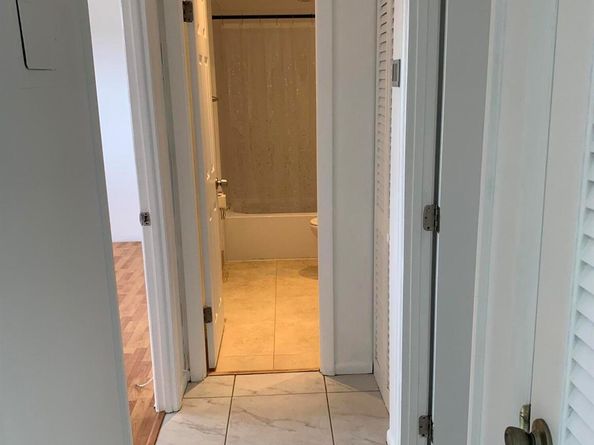 219 NE 14th Avenue 407, Hallandale Beach FL 33009
