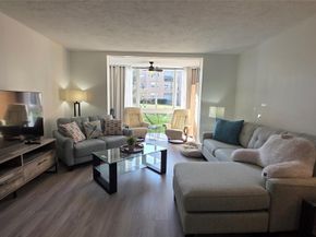 2831 Somerset Dr 105, Lauderdale Lakes FL 33311