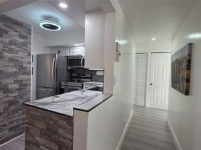 2831 Somerset Dr 105, Lauderdale Lakes FL 33311