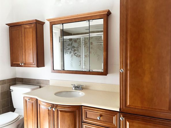 9320 NW 32nd St, Sunrise FL 33351