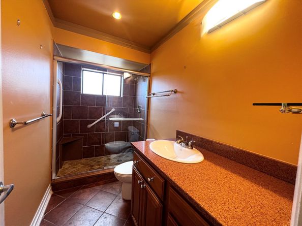 9320 NW 32nd St, Sunrise FL 33351