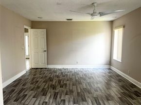 9320 NW 32nd St, Sunrise FL 33351