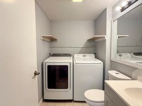 1945 Stratford Way, West Palm Beach FL 33409