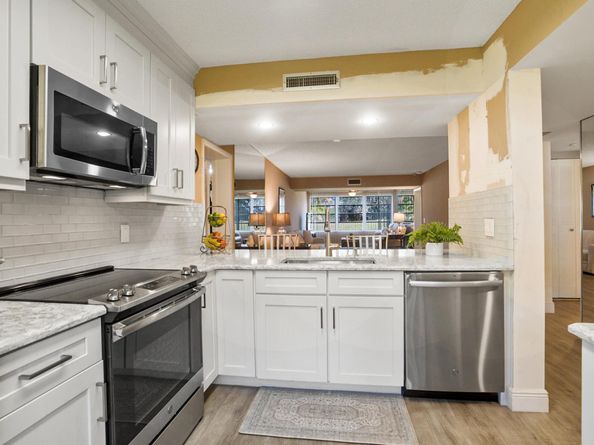 6061 Balboa Circle 102, Boca Raton FL 33433