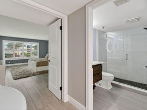 372 Golfview Road 201, North Palm Beach FL 33408