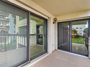 372 Golfview Road 201, North Palm Beach FL 33408